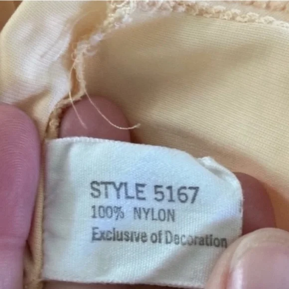 Beautiful Vintage golden yellow deep-V slip dress - Picture 16 of 16